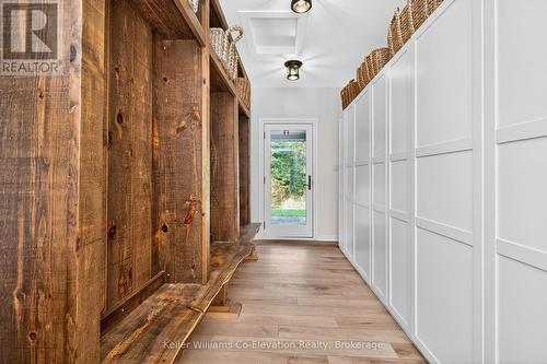 1076 Beaver Lane, Springwater, ON - Indoor Photo Showing Other Room