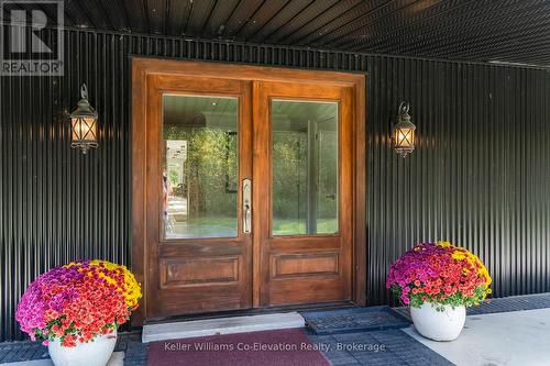 1076 Beaver Lane, Springwater, ON - Outdoor With Exterior