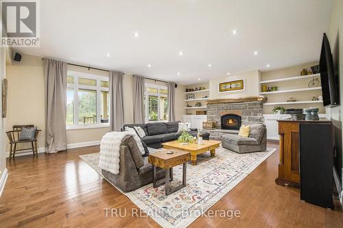 Family Room - 2465 Marchurst Road, Ottawa, ON - Indoor Photo Showing Living Room With Fireplace