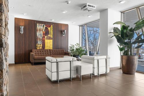 Hall d'entrée/Vestibule - 606-600 Av. Wilfrid-Laurier, Québec (La Cité-Limoilou), QC - Indoor