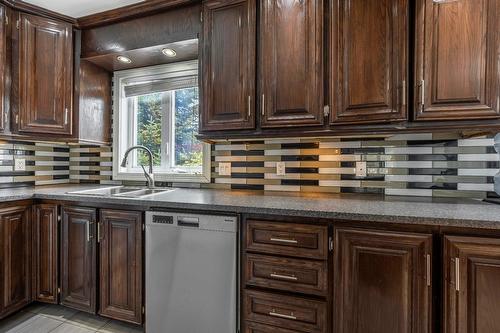 Kitchen - 1033 15E Avenue, Laval (Fabreville), QC - Indoor Photo Showing Kitchen With Double Sink