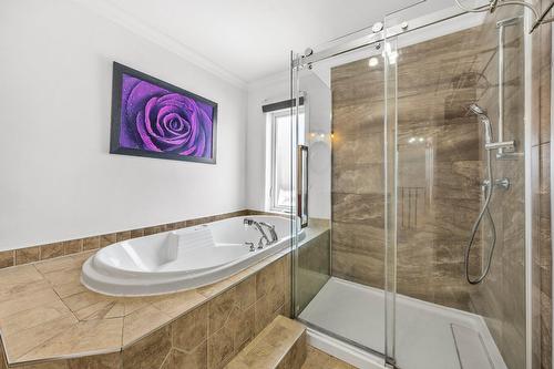 Bathroom - 1033 15E Avenue, Laval (Fabreville), QC - Indoor Photo Showing Bathroom