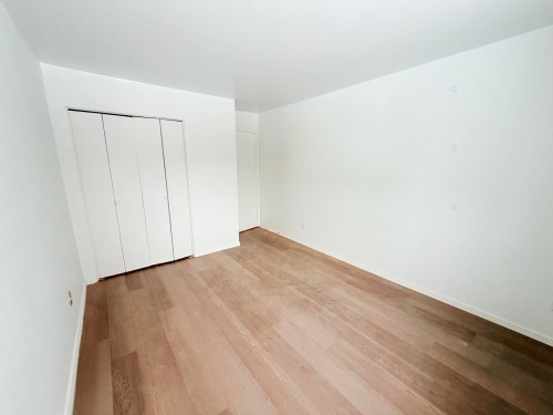 Chambre à coucher - 302-39 Boul. Brunswick, Dollard-Des-Ormeaux, QC - Indoor Photo Showing Other Room