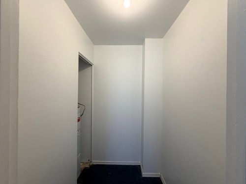 Penderie (Walk-in) - 302-39 Boul. Brunswick, Dollard-Des-Ormeaux, QC - Indoor Photo Showing Other Room