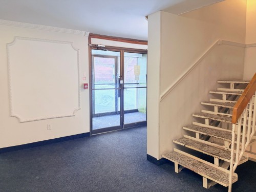 Escalier - 302-39 Boul. Brunswick, Dollard-Des-Ormeaux, QC - Indoor Photo Showing Other Room