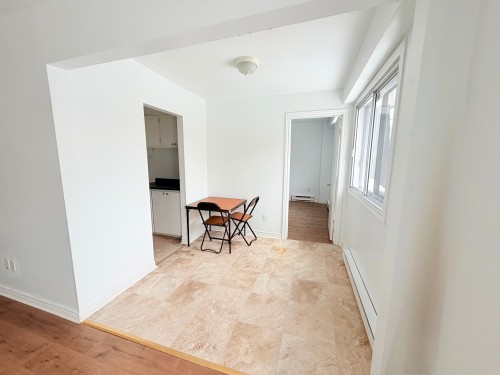 Salle à manger - 302-39 Boul. Brunswick, Dollard-Des-Ormeaux, QC - Indoor Photo Showing Other Room