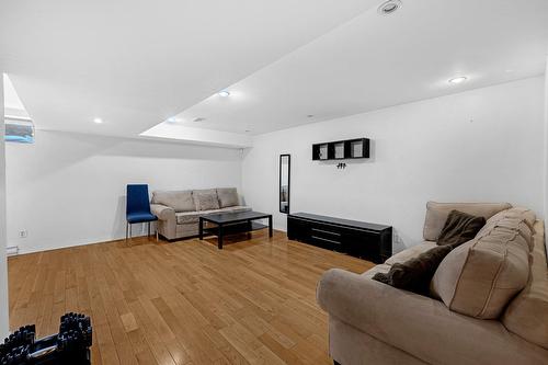 Salle familiale - 2070 Rue Des Sarcelles, Vaudreuil-Dorion, QC - Indoor