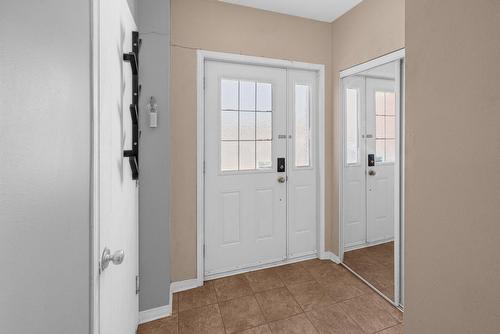 Hall d'entrée/Vestibule - 2070 Rue Des Sarcelles, Vaudreuil-Dorion, QC - Indoor Photo Showing Other Room