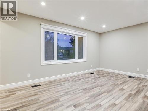 55 Silver Aspen Crescent, Kitchener, ON - Indoor Photo Showing Other Room