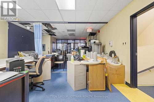 18 King Street W, Brockville, ON 