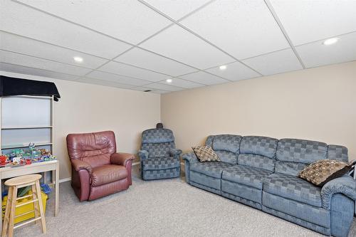 1850 Fleetwood Avenue, Kamloops, BC - Indoor