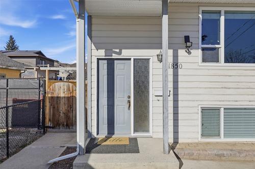 1850 Fleetwood Avenue, Kamloops, BC - Outdoor With Exterior