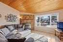 1850 Fleetwood Avenue, Kamloops, BC  - Indoor Photo Showing Living Room With Fireplace 