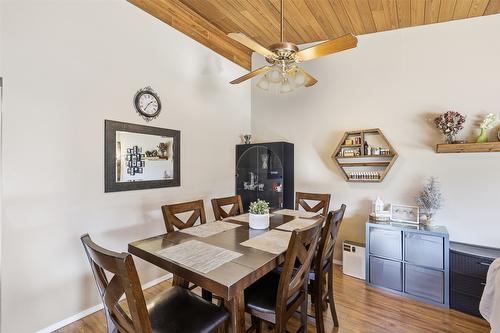 1850 Fleetwood Avenue, Kamloops, BC - Indoor Photo Showing Dining Room