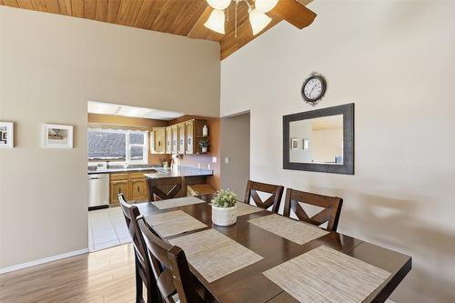 1850 Fleetwood Avenue, Kamloops, BC - Indoor Photo Showing Dining Room