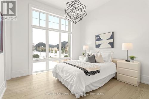 153 Heritage Lake Drive, Puslinch (Crieff/Aikensville/Killean), ON - Indoor Photo Showing Bedroom