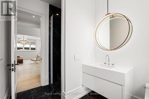 153 Heritage Lake Drive, Puslinch (Crieff/Aikensville/Killean), ON - Indoor Photo Showing Bathroom