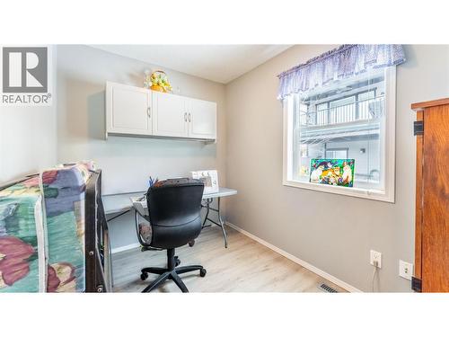 801 Hawkview Drive, Creston, BC - Indoor Photo Showing Other Room