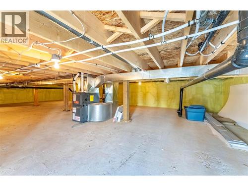 801 Hawkview Drive, Creston, BC - Indoor