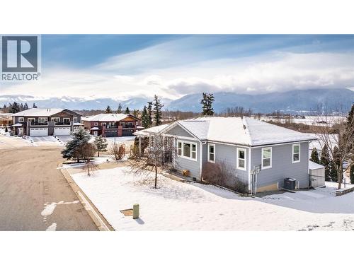 801 Hawkview Drive, Creston, BC - Outdoor