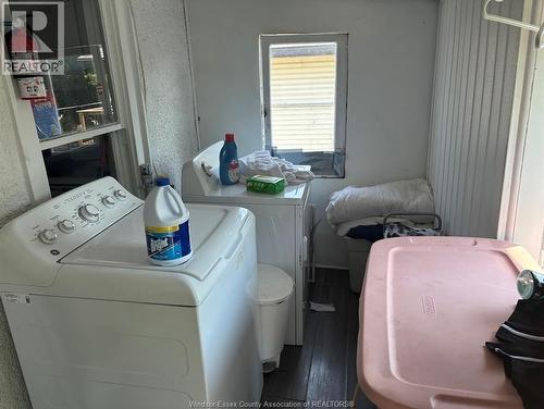 1629-31 Drouillard Road, Windsor, ON - Indoor Photo Showing Laundry Room