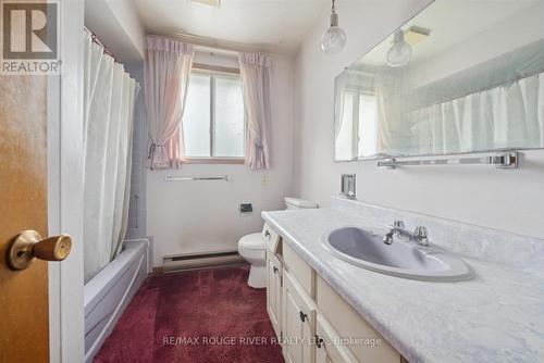 1277 Old Orchard Avenue, Pickering, ON - Indoor Photo Showing Bathroom