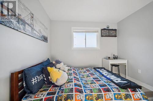 9 Peach Tree Boulevard, St. Thomas, ON - Indoor Photo Showing Bedroom