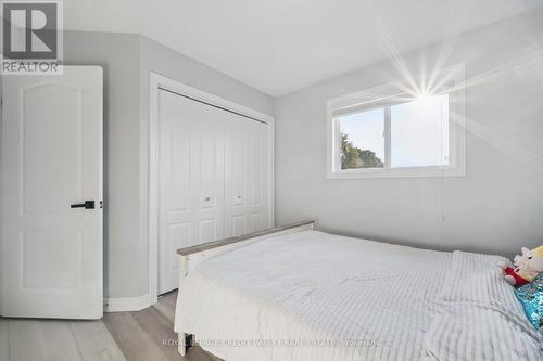 9 Peach Tree Boulevard, St. Thomas, ON - Indoor Photo Showing Bedroom