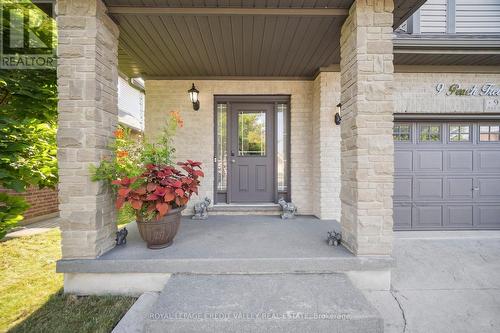 9 Peach Tree Boulevard, St. Thomas, ON - Outdoor