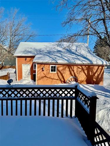 791 7Th Avenue S, Virden, MB - Outdoor