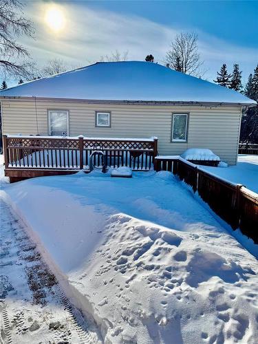 791 7Th Avenue S, Virden, MB - Outdoor