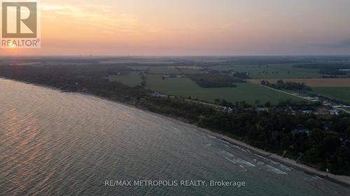 7015 Blue Coast Heights, Plympton-Wyoming, ON 