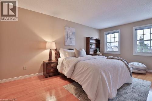 2289 Beejay Court, Mississauga, ON - Indoor Photo Showing Bedroom