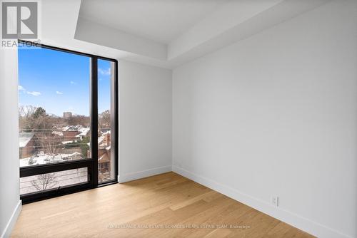 409 - 1414 Bayview Avenue, Toronto, ON - Indoor Photo Showing Other Room