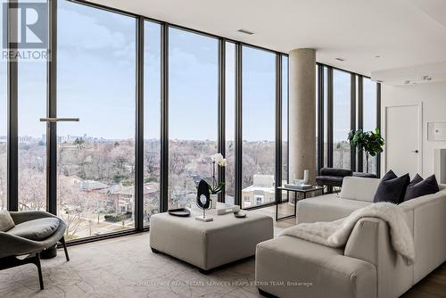 Ph 03 - 1414 Bayview Avenue, Toronto, ON - Indoor Photo Showing Living Room