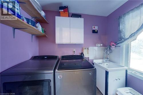 233 Benesfort Crescent, Kitchener, ON - Indoor Photo Showing Laundry Room
