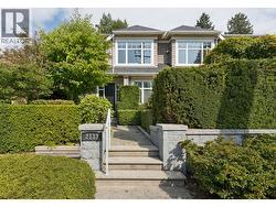 2133 GORDON AVENUE  West Vancouver, BC V7V 1W1