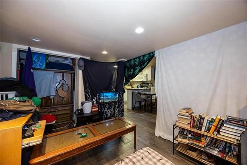 683 Toronto St, Winnipeg, MB 