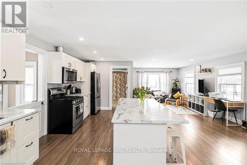 353 Inman Road, Haldimand (Dunnville), ON - Indoor Photo Showing Kitchen
