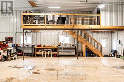 353 Inman Road, Haldimand (Dunnville), ON -  Photo Showing Garage