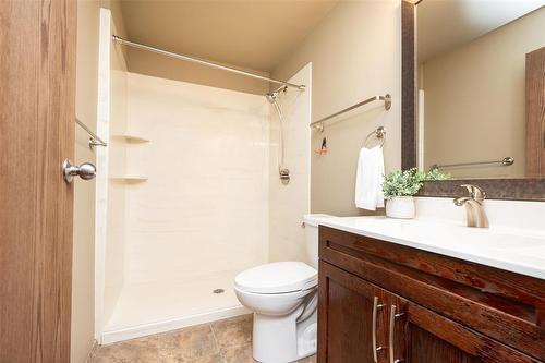 29 99 Keslar Road, Winnipeg, MB - Indoor Photo Showing Bathroom