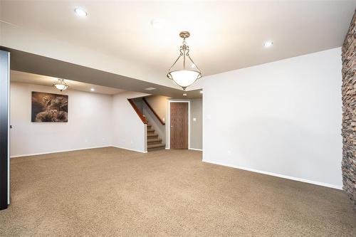 29 99 Keslar Road, Winnipeg, MB - Indoor Photo Showing Other Room
