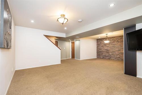 29 99 Keslar Road, Winnipeg, MB - Indoor Photo Showing Other Room