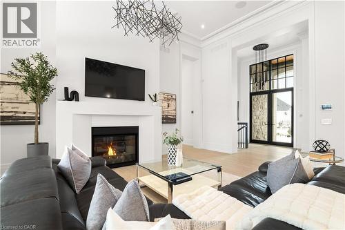 153 Heritage Lake Drive, Puslinch, ON - Indoor Photo Showing Living Room With Fireplace