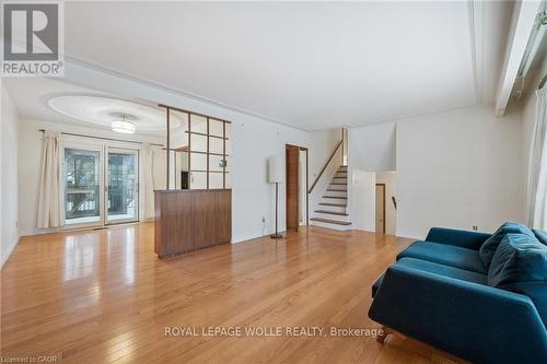 123 Lorraine Avenue, Kitchener, ON - Indoor Photo Showing Living Room