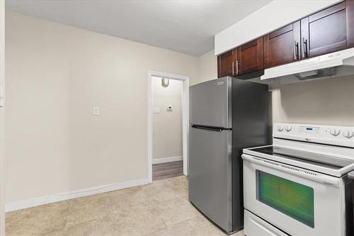 1074 Burrows Ave, Winnipeg, MB 