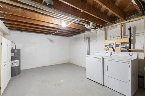 1074 Burrows Ave, Winnipeg, MB 