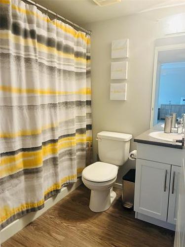 205-670 Hugo St, Winnipeg, MB 