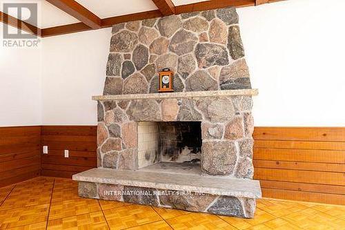 17 Southview Drive, Vaughan, ON - Indoor With Fireplace