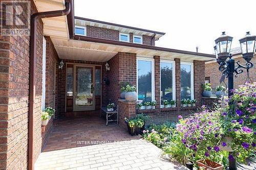 17 Southview Drive, Vaughan, ON - Outdoor With Deck Patio Veranda